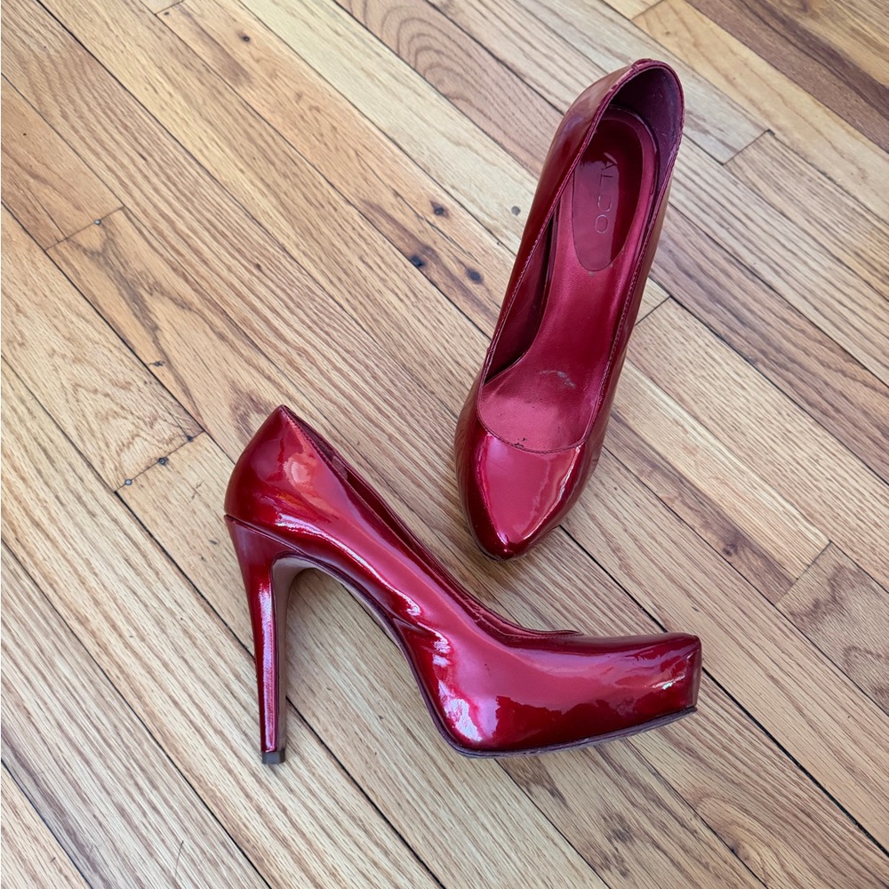 Aldo Atlantic City Leather Vintage Y2K Pointy platform Glossy Crimson pumps 40